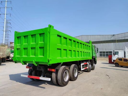 Color verde Sinotruk HOWO 8*4 Camión de basura Camión usado con neumático DOT certificado 12.00r20