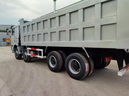 Certificado GCC Shacman F3000 8*4 camión de descarga con capacidad de motor de 6-8L en gris