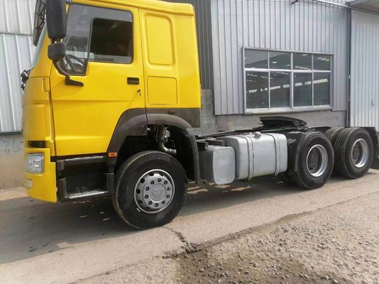 8500x2500x3600mm Sinotruk HOWO 6*4 Camión tractor Camión pesado con diseño de neumáticos sin tubos