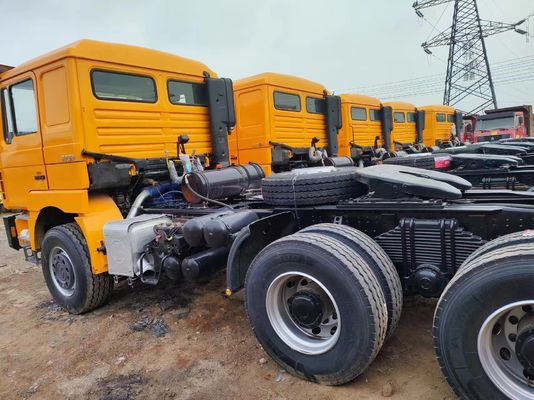 Diseño de neumáticos radiales Shacman camión tractor F3000 400L 336-420HP 50 con asientos naranja≤5