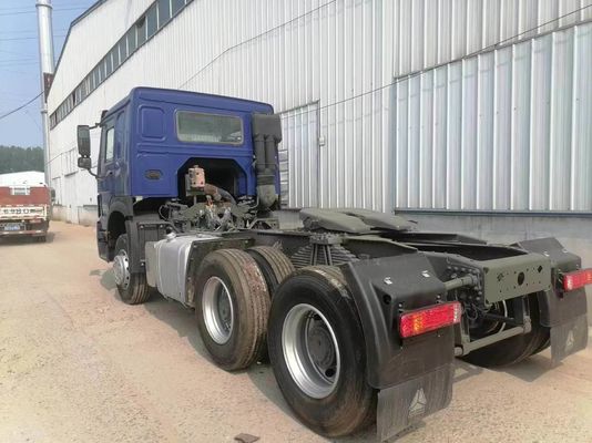 Vender 6×4 rueda motriz Sinotruk camión tractor con 4-6L de capacidad del motor en color azul
