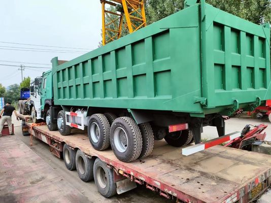 Estilo de elevación delantera 375HP Sinotruk HOWO 8*4 camión de descarga camión de segunda mano para descargar