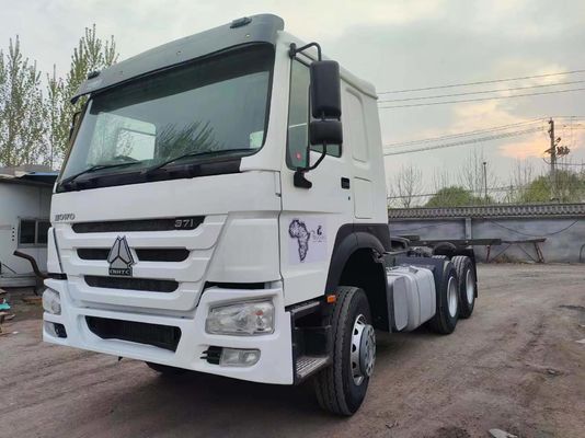 HOWO 6X4 camión tractor 371-430HP con diseño de neumáticos radiales y transmisión manual