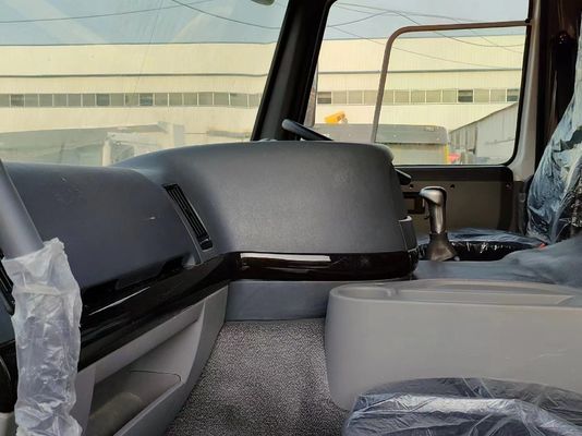 Sinotruck con transmisión manual HOWO 6*6 camión de descarga para aplicaciones de trabajo pesado