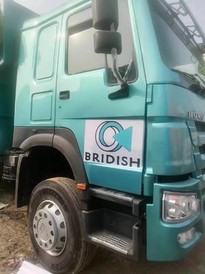 351-450hp Transmisión manual Sinotruck HOWO 6*4 camión de descarga con caja de embalaje tipo U