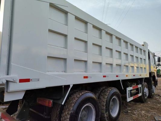 ZZ3257N3847B camión de basura La solución confiable para el transporte de material blanco