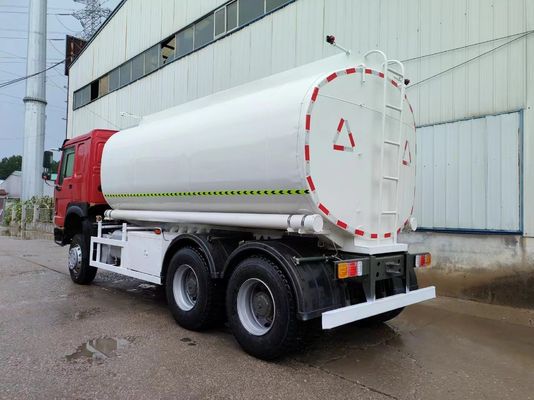 20000 litros 4 compartimientos HOWO 6X4 Camión tanque de combustible para el almacenamiento de petróleo