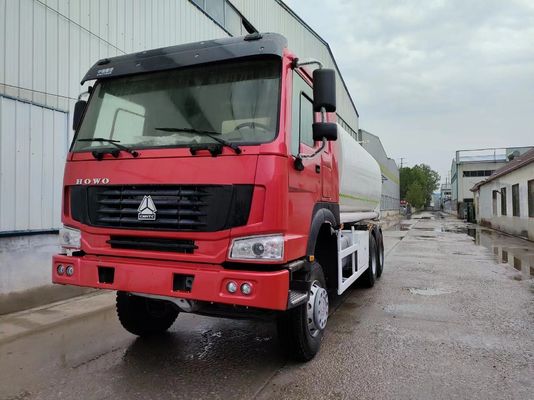 20000 litros 4 compartimientos HOWO 6X4 Camión tanque de combustible para el almacenamiento de petróleo