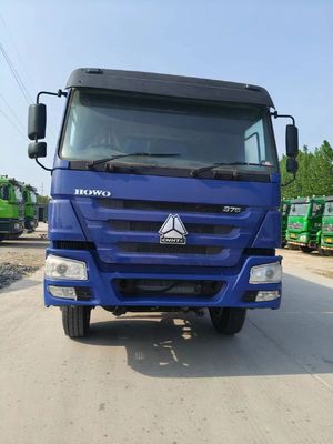 6×4 rueda motriz HOWO camión de descarga 440HP y 12 neumáticos para capacidad de carga pesada