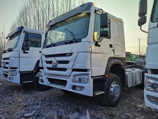 Camión tractor Sinotruk C7h 6X4 430HP para su negocio.