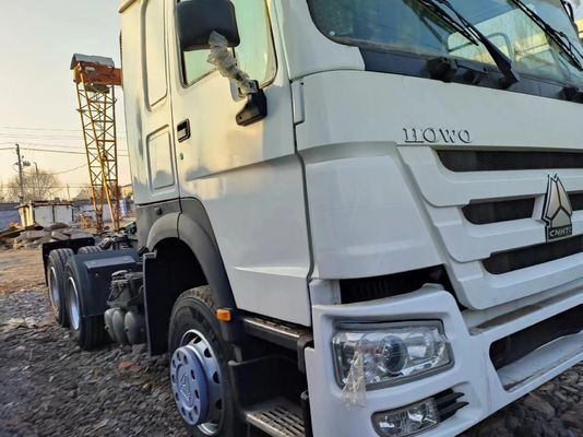 Combustible mecánico diésel blanco Sinotruk HOWO 6*4 Camión tractor caja de cambios manual