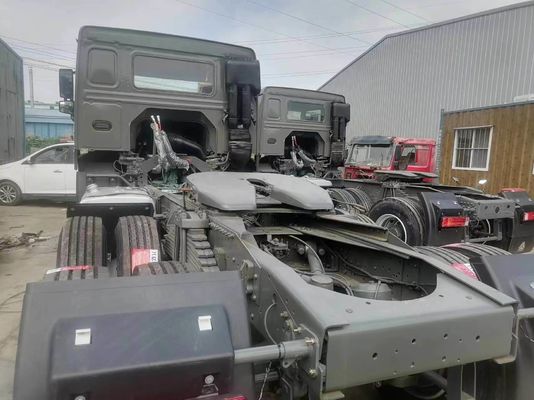 Sinotruk HOWO 6X4 10 camión tractor de ruedas usadas con transmisión de trabajo pesado en gris