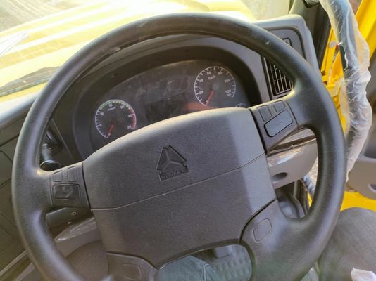 Transmisión manual HOWO 6*4 Camión de tirador tipo U con conducción a la derecha Camión de descarga de construcción