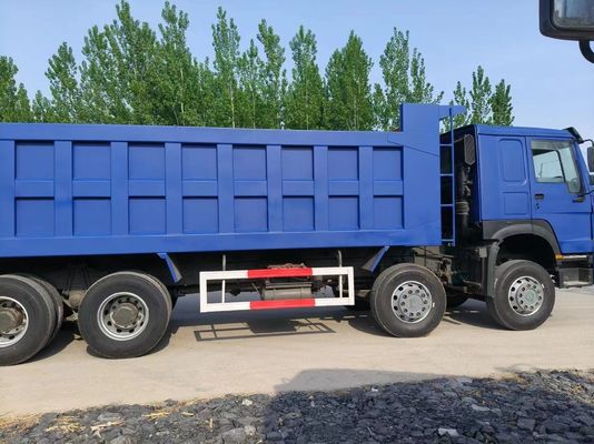 Sinotruk HOWO 8*4 de segunda mano azul con capacidad de motor de 6-8L y manejo a mano derecha
