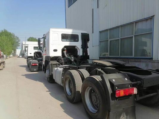 Precio asequible 351-450hp Usado HOWO 6X4 10 neumático camión tractor 420hp Euro 3 diesel