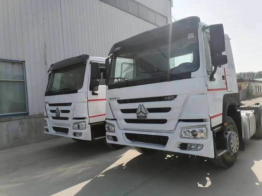 Tipo de transmisión manual 420HP Sinotruk HOWO 6 * 4 camión tractor con motor Weichai