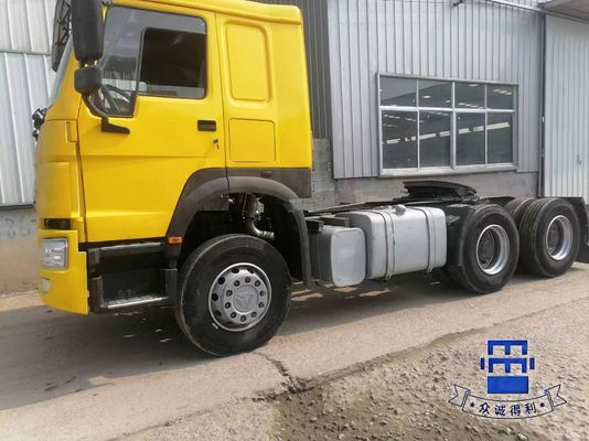 Camión tractor Sinotruk 6*4 de color amarillo utilizado desde la capacidad del motor de 6-8L