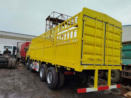 Diseño de neumáticos radiales HOWO Sinotruk 8*4 Camión de carga Camión de segunda mano con motor Weichai