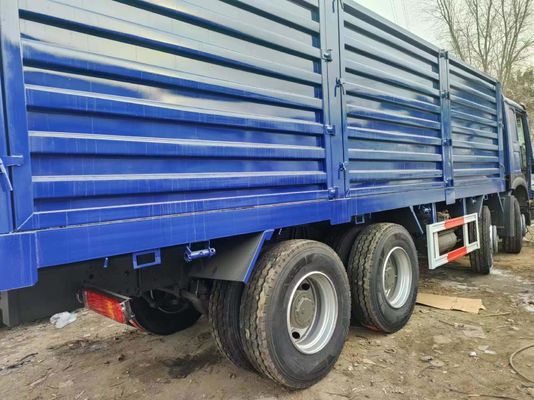 Sinotruck HOWO Azul 8*4 Box Truck 10 neumáticos Camión de segunda mano con 6×4 ruedas motrices