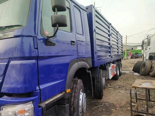 Sinotruck HOWO Azul 8*4 Box Truck 10 neumáticos Camión de segunda mano con 6×4 ruedas motrices