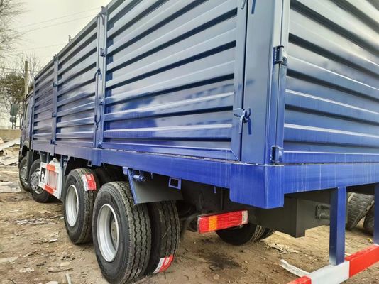 Sinotruck HOWO Azul 8*4 Box Truck 10 neumáticos Camión de segunda mano con 6×4 ruedas motrices