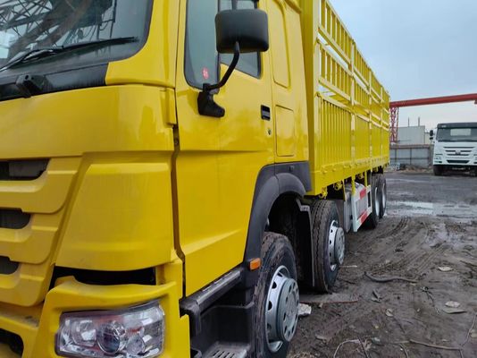Sinotruck HOWO 6*4 de color amarillo Camión de segunda mano con certificación ISO
